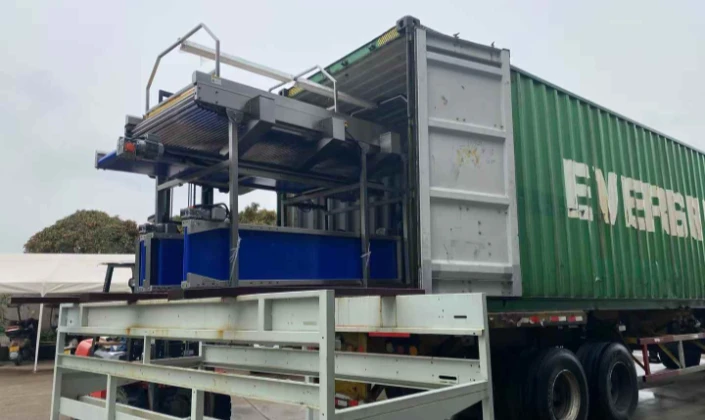 Shipped to Australia! JCSORT's customized lychee size grading machine was loaded into a container to